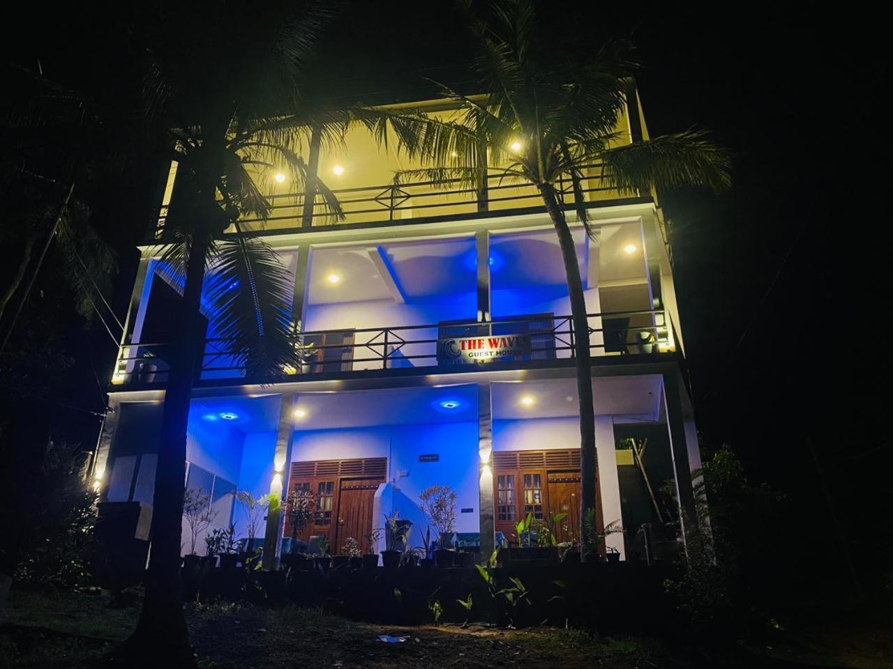 The Wave'S Guest House Mirissa Kültér fotó
