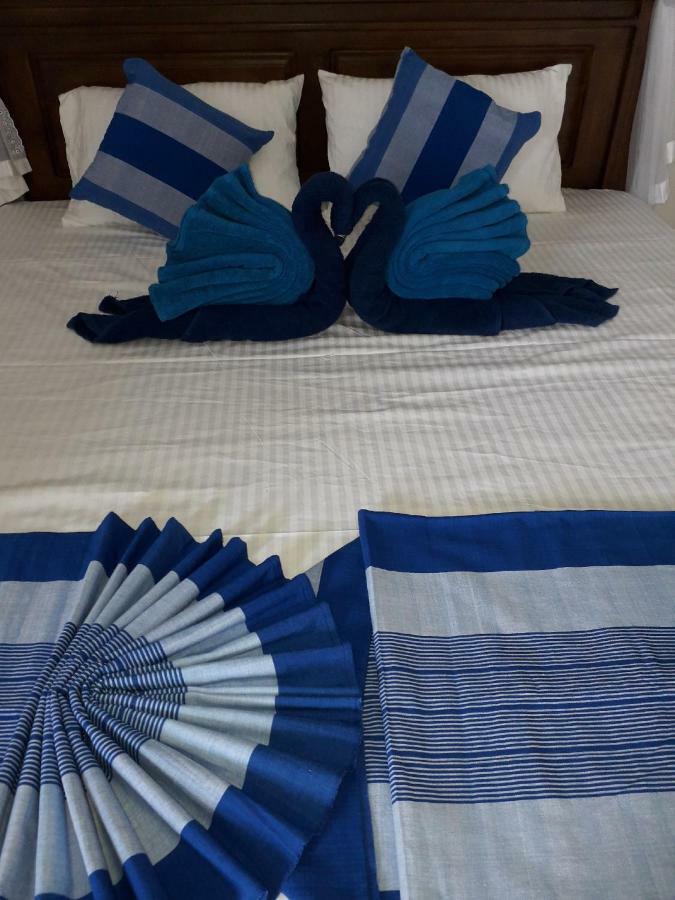 The Wave'S Guest House Mirissa Kültér fotó